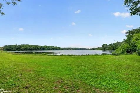 2172 Anchor Drive Garwin IA 50632