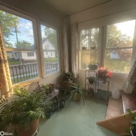 102 W Madison New London IA 52645