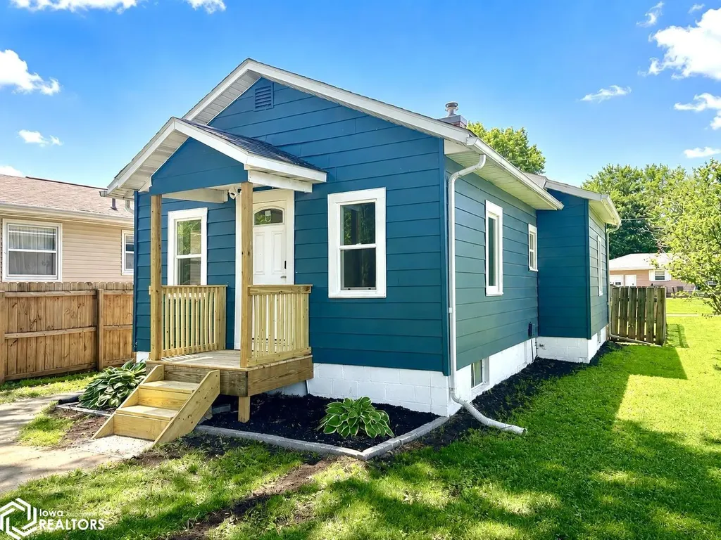 2141 S. Central Avenue Burlington IA 52601