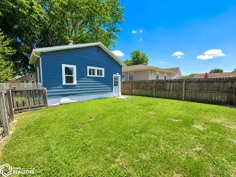 2141 S. Central Avenue Burlington IA 52601