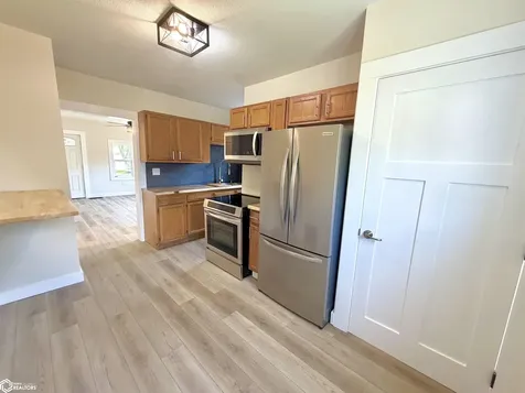 2141 S. Central Avenue Burlington IA 52601