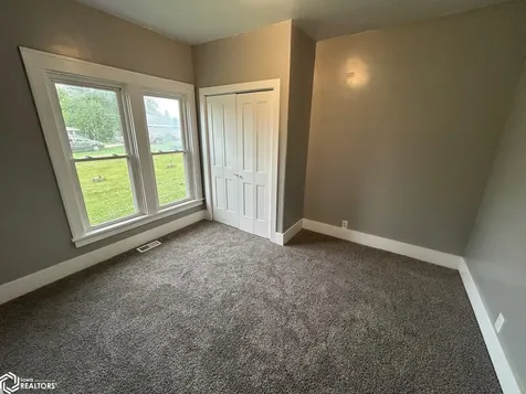 1413 20th Avenue Eldora IA 50627