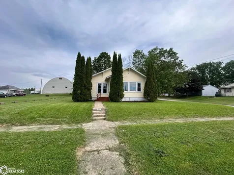 1413 20th Avenue Eldora IA 50627