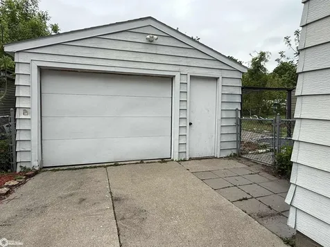 908 S Virginia Avenue Mason City IA 50401