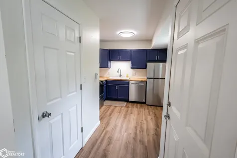 207 8th Avenue S Clear Lake IA 50428