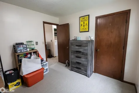 207 8th Avenue S Clear Lake IA 50428