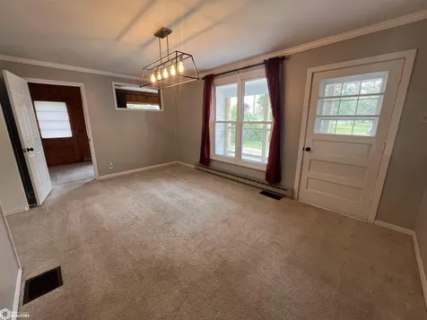 1185 Redwood Avenue Brighton IA 52540
