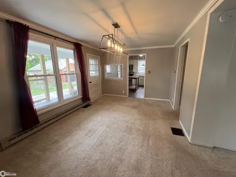 1185 Redwood Avenue Brighton IA 52540