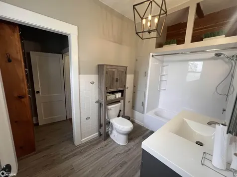 1185 Redwood Avenue Brighton IA 52540