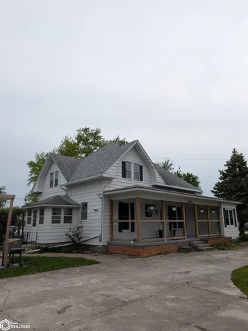 1185 Redwood Avenue Brighton IA 52540