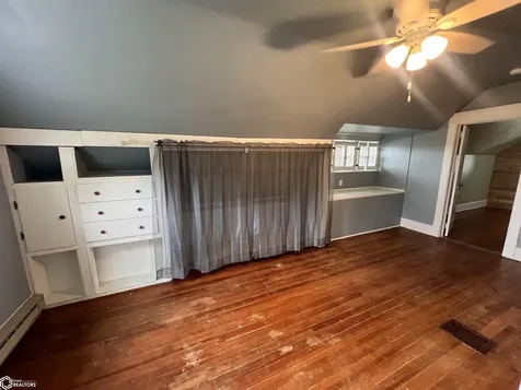 1185 Redwood Avenue Brighton IA 52540