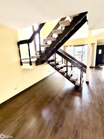 2323 21st Street SW Mason City IA 50401