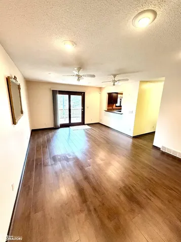 2323 21st Street SW Mason City IA 50401
