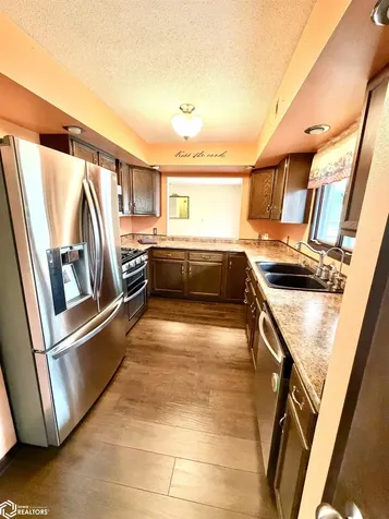 2323 21st Street SW Mason City IA 50401
