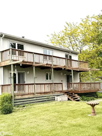 2323 21st Street SW Mason City IA 50401