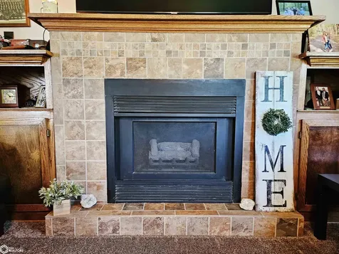 403 S 4th Street Wapello IA 52653