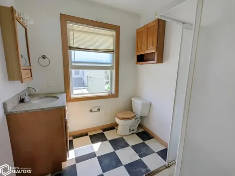 1114 Seymour Street Keokuk IA 52632