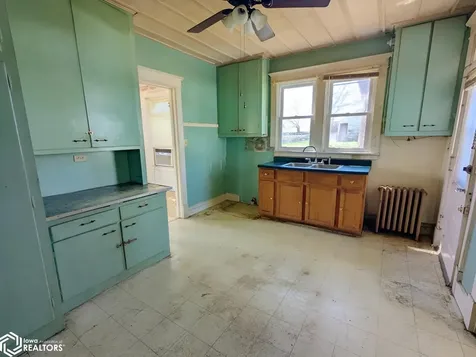 1114 Seymour Street Keokuk IA 52632