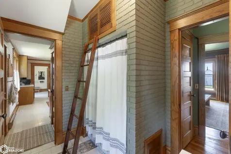 1710 230th Street Rockford IA 50468
