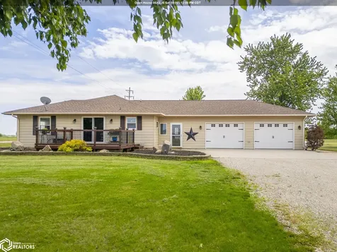 2805 Upper Greene Road Marble Rock IA 50653
