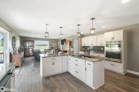 2805 Upper Greene Road Marble Rock IA 50653