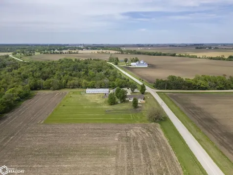 2805 Upper Greene Road Marble Rock IA 50653