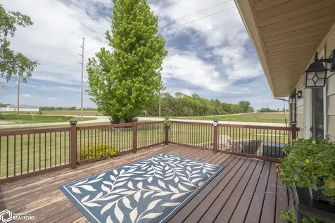 2805 Upper Greene Road Marble Rock IA 50653