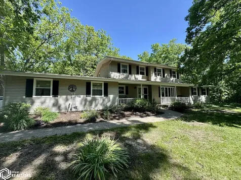 8641 Sycamore Road Danville IA 52623