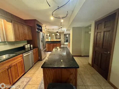 8641 Sycamore Road Danville IA 52623