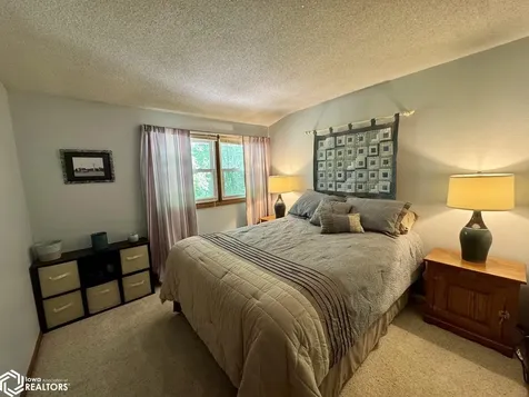8641 Sycamore Road Danville IA 52623