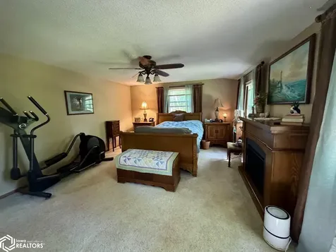 8641 Sycamore Road Danville IA 52623