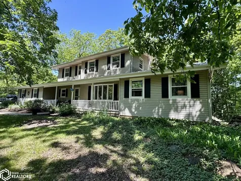 8641 Sycamore Road Danville IA 52623