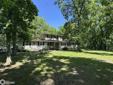 8641 Sycamore Road Danville IA 52623