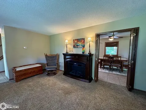 8641 Sycamore Road Danville IA 52623