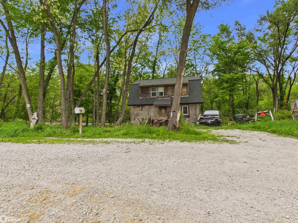1406 Ash Street Keokuk IA 52632