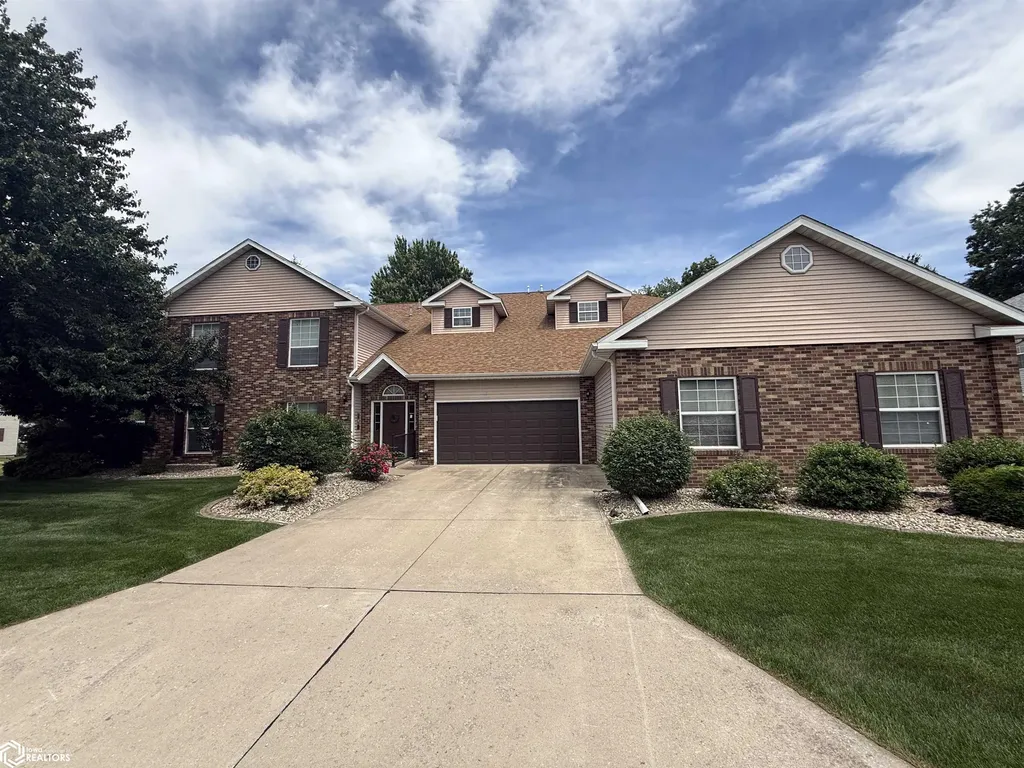 1508 Orchard Meadow Drive Burlington IA 52601