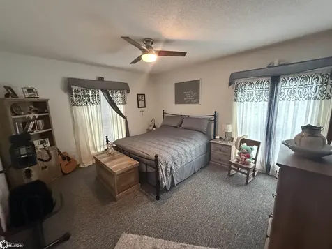 1508 Orchard Meadow Drive Burlington IA 52601