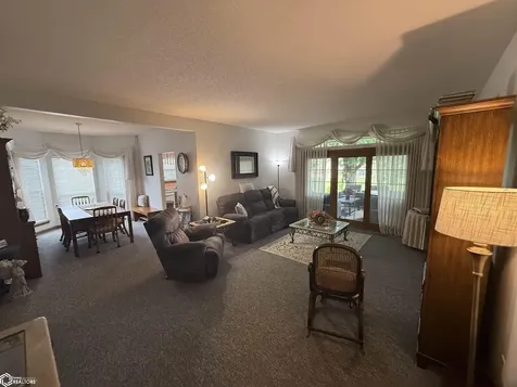 1508 Orchard Meadow Drive Burlington IA 52601