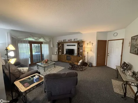 1508 Orchard Meadow Drive Burlington IA 52601