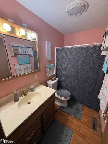 1508 Orchard Meadow Drive Burlington IA 52601