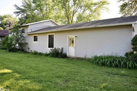 412 Indiana Avenue Iowa Falls IA 50126