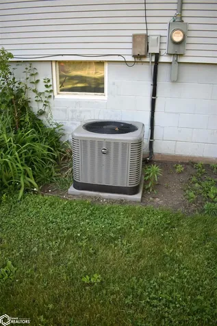 412 Indiana Avenue Iowa Falls IA 50126