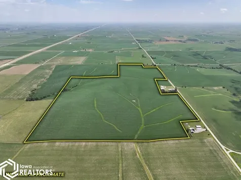 1040 74th Street Belle Plaine IA 52208