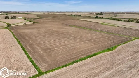 1040 74th Street Belle Plaine IA 52208