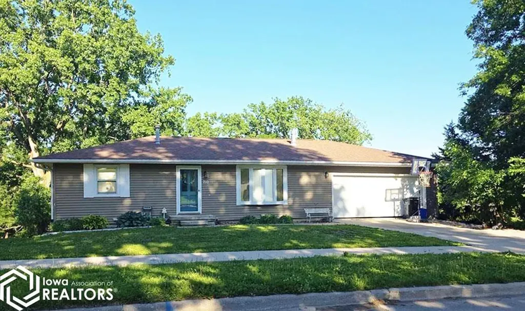 710 N Foster Avenue Ottumwa IA 52501