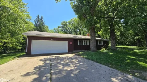 810 S 10th Avenue E Lake Mills IA 50450