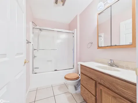 3257 Brookshire Drive Keokuk IA 52632