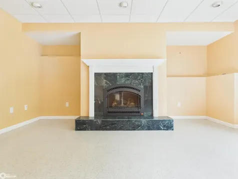 3257 Brookshire Drive Keokuk IA 52632
