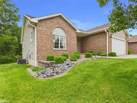 3257 Brookshire Drive Keokuk IA 52632