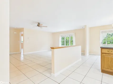 3257 Brookshire Drive Keokuk IA 52632